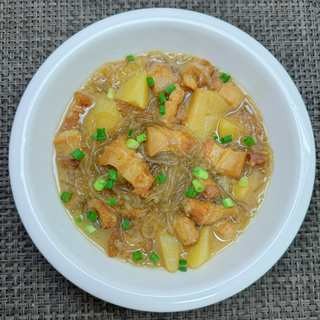 土豆五花肉炖粉条