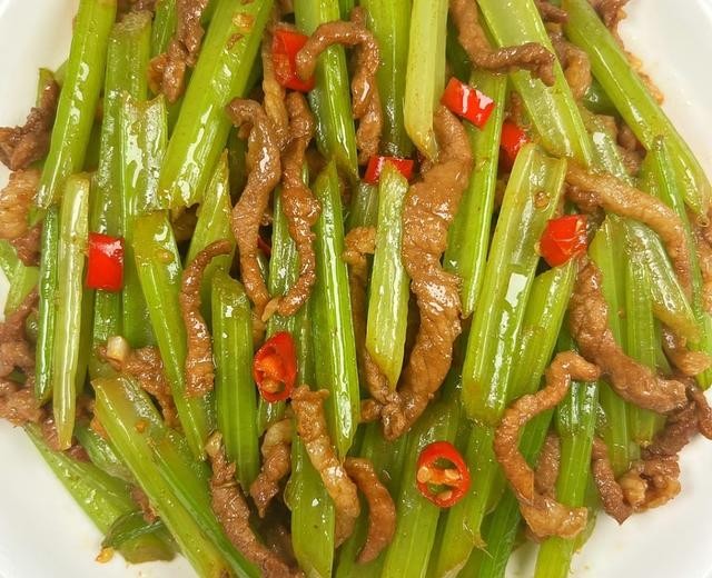 芹菜炒肉丝