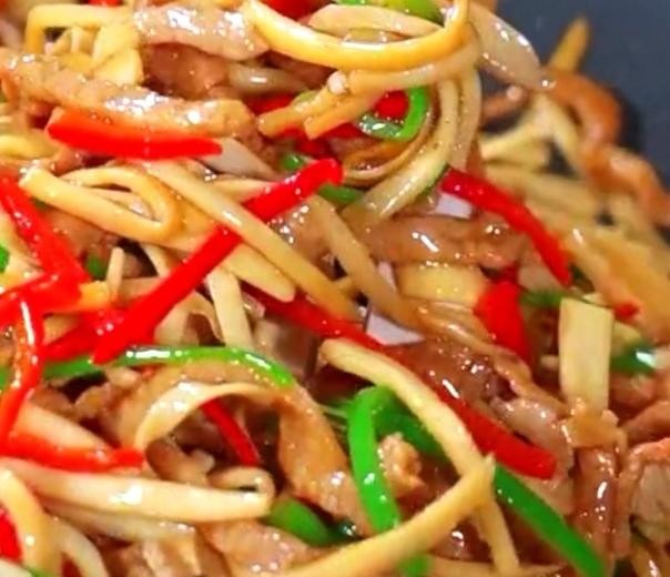 杏鲍菇炒肉