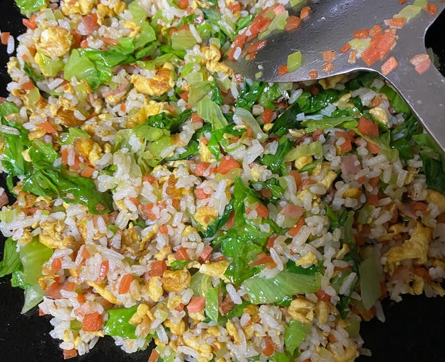 菜蔬蛋炒饭
