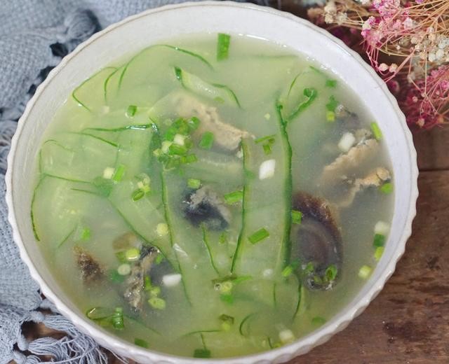 黄瓜皮蛋汤